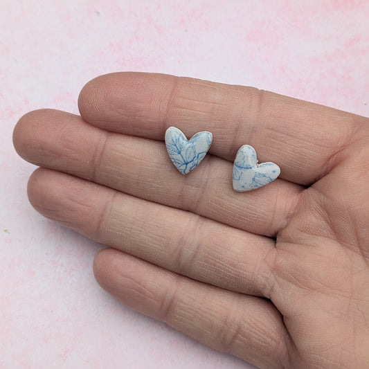 Christmas Winter Print Heart Stud Earrings